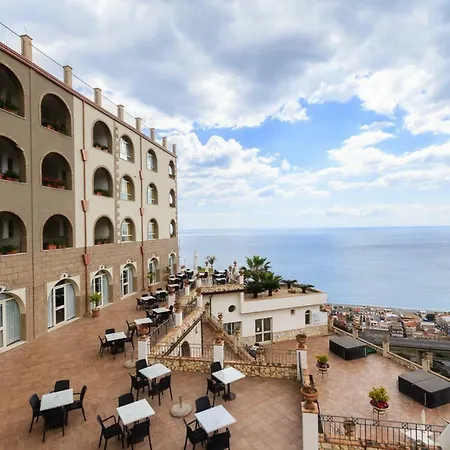 Hotel Olimpo Le Terrazze 4*