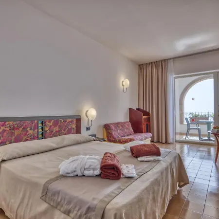Olimpo Le Terrazze Otel 4*