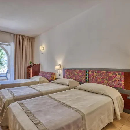 Olimpo Le Terrazze 4*