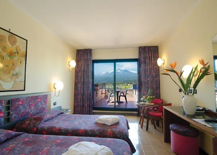 Olimpo Le Terrazze 4* לטויאני