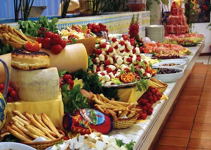 Olimpo Le Terrazze 4* לטויאני