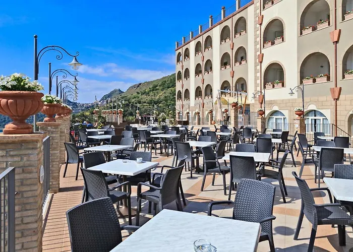 מלון Olimpo Le Terrazze 4*