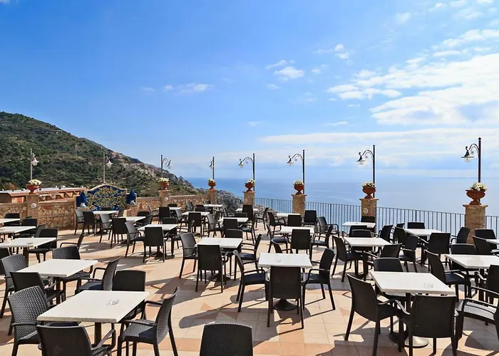 Olimpo Le Terrazze 4*